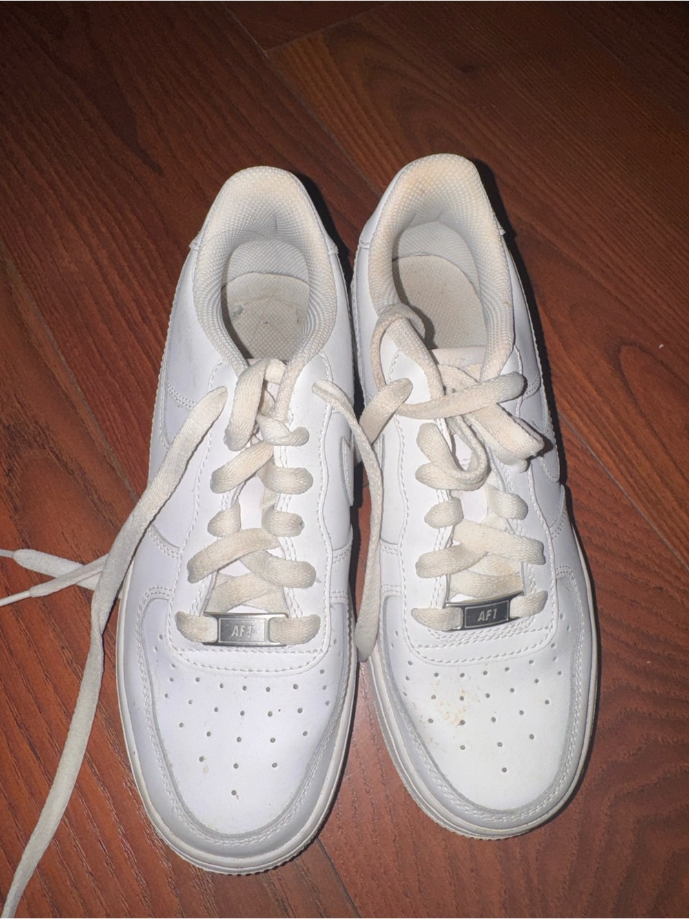 WORN ONCE Nike Women’s AF1 Low Sneaker in White